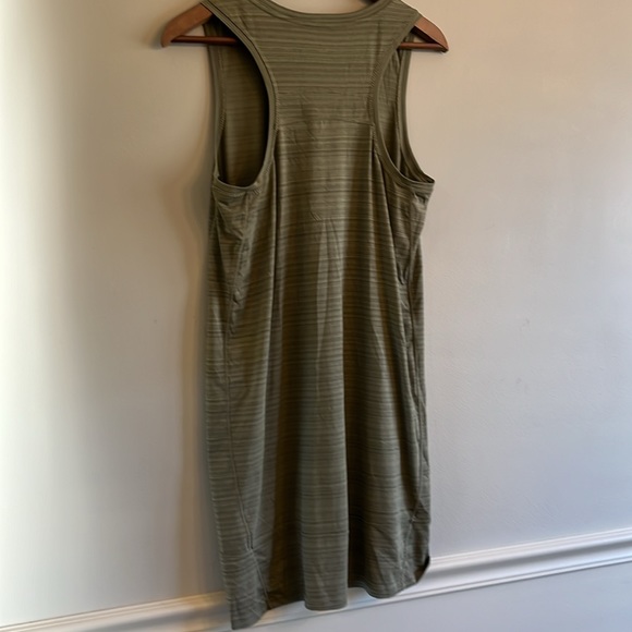 Athleta Pacifica Illume Dress, Shadow Olive Size Small - Picture 4 of 4